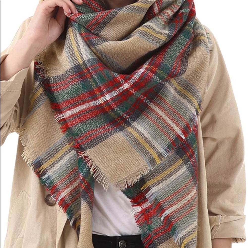 Women's Plaid Blanket Scarf